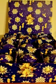 SET OF 12 BLUE SNOWFLAKES CHRISTMAS ORNAMENT BALL WITH MATCHING BOX NEW