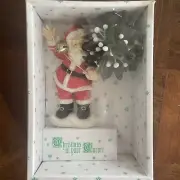 Vintage Christmas In Your Corner Santa With Mistletoe Decoration 1999 Bell