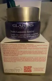 NIB Rare Clarins Lumiere Revive Wrinkle Anti Aging Moisturizer Day Cream 1.7 oz