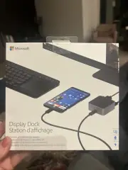 Microsoft Display Dock HD-500 USB-TypeC Hub for Productivity