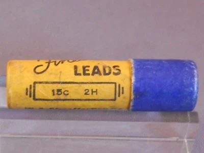 Sheaffer Vintage Short Thin 0.9mm Lead--2H ---25 sticks--prepriced .25