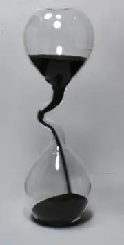 Hand-Blown Glass Sand Timer 30 second Hourglass Style Decorative Glass Sculpture