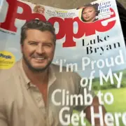 People Magazine August 21 2023 Luke Bryan, LIZZO , Olivia Newton-John D-12