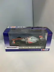 CORGI CC56701 VODAPHONE MCLAREN MERCEDES MP4-28 JENSON BUTTON 1:43 SCALE