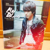 在飛比找蝦皮購物優惠-CNBLUE 韓版Re Blue鄭容和寫真(附小卡 CD)