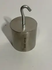 Hooked Calibration Weight - Nominal Mass: 200 Grams