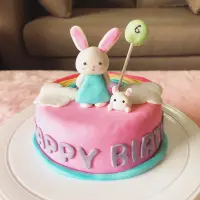 在飛比找蝦皮購物優惠-客製 兔子 兔兔 翻糖蛋糕 生日蛋糕 婚禮蛋糕 婚禮小物 生