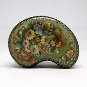 Handpainted One-of-a-Kind "Flower Bouquet" Papier Mache "Mstera" Lacquered Box 3