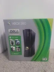 Microsoft Xbox 360 Holiday Bundle 250GB Controller Headset 4 Games (SEALED)