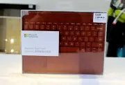 Microsoft Surface Go Signature Type Cover (Poppy Red)