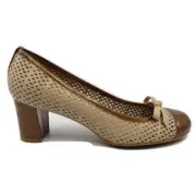 Captivate Buff Butter Nappa Stuart Weitzman Pumps