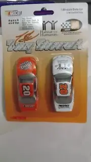 Action Tony Stewart Home Depot Habitat For Humanity 2 Pack 1999 Pontiac 1/64