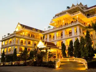 占巴塞皇宫飯店Champasak Palace Hotel