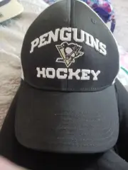 Reebok Baseball Cap L/XL Black Men Penguins Hockey Solid NEW