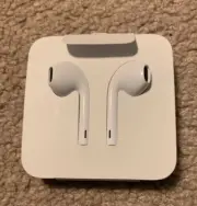 New Apple Headphones Earbuds OEM Lightning Connection With 3.5mm Adapter Wired