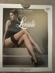 Levante Londra 10 Denier M X 3 Opaque 50 Denier M X 1 Voodoo X 1 M/T Stockings 5