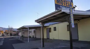 Mackenzie Motels