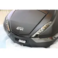 在飛比找蝦皮購物優惠-GIVI V47NNT 47L 後箱 置物箱