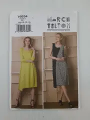 Vogue Sewing Pattern 9254 V9254 Fitted Dress 2 styles Pattern Size 6-14 NEW