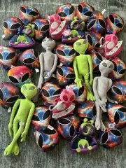 Crane Claw Machine UFO Alien Invasion Plush Mix 50 Pieces Licensed 5-18” New