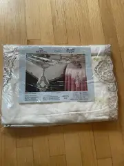 Elegantia Beige Lace Tablecloth with 12 nap. Vintage Look. Rectangle 72x108”