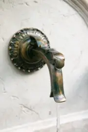 Outdoor Garden Tap Spout Water Feature Wall Pond Pool Fountain Grippo
