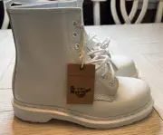 NWT Dr Martens Unisex Mono White Moto Combat Ankle Lace Up Boots, Sz 8M, 41EU