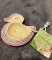 NWT Green Sprouts Multi-Colored Baby Bath Duck Stacking Cups With Holes