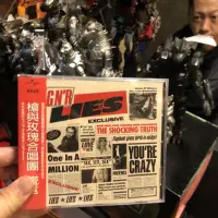 在飛比找蝦皮購物優惠-槍與玫瑰 Guns N roses謊言lies 1988全新