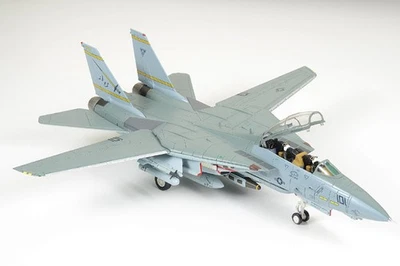 Hobby Master 1/72 F-14B Tomcat AC101 USN VF-32 Swordsmen