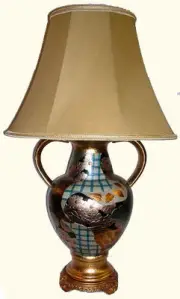 Japanese Imari Porcelain Lamp , with an Gold Shade, 3 Way Switch