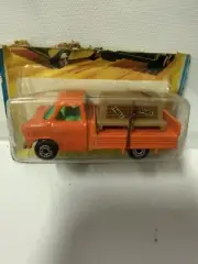 Vintage Matchbox Superfast No.66 Orange Ford Transit 1977 with containers!!!