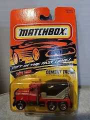 1996 MATCHBOX SUPERFAST #19 RED PETERBILT CEMENT TRUCK BLACK BARREL NEW