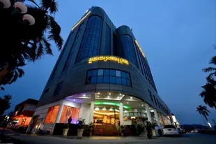 埃默洛爾德布蒂里飯店Emerald Puteri Hotel