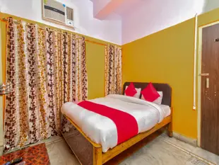 OYO 24518 Aastha Hotel