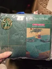 Trim A Home Christmas Fabric Tablecloth Oblong 60 In X 84 In New Holly Square
