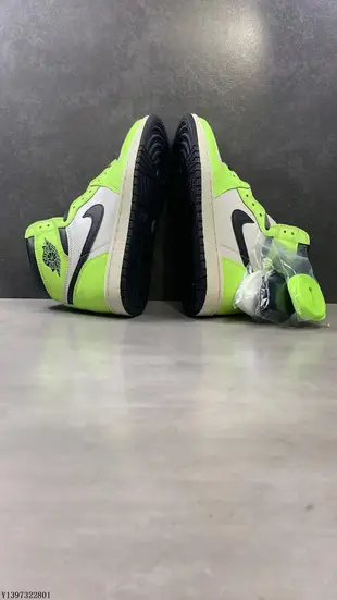 NIKE AIR JORDAN 1 AJ1代經典復古熒光綠高筒百搭籃球鞋 555088-7