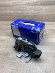 31349890 front door lock volvo xc40