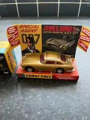 Corgi 261 James Bond Aston Martin DB5 1:43 Scale "Goldfinger" 1965 - RT26101