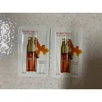 在飛比找蝦皮購物優惠-克蘭詩 黃金雙激萃 雙激粹 經典版 0.9ml 試用包