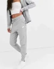 Nike Size 2XL Women's Tech Fleece Jogger Pants