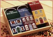 Fresh Gourmet Mixed Nuts Gift Set (3 NUT HOUSES IN WOODEN CRATE)