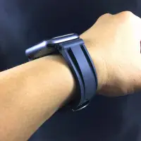 在飛比找Yahoo!奇摩拍賣優惠-黑色蝴蝶釦 Apple Watch  沛納海 Panerai