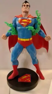 Superman Statue Neal Adams Designer Series DC Collectibles