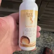 Toasted Macadamia Nut FootWorks Relaxing Soak Lotion 3.4 fl. oz. Avon -