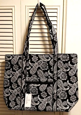 NWT Vera Bradley Large Vera Tote Bag Travel Weekender in Black & White Bandana