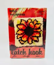 1978 Betty’s Rug Squares Owl Latch Hook Kit Pillow Picture Wall Hanging Unopened