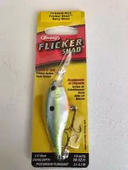 Flicker Shad -rattle n' roll. Racy Shad Size 6: 2.4-inch, 1/4 oz