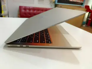 【艾爾巴二手】MacBook Air 13.6吋 M2/8G/256G/A2681 星光色#二手筆電 #漢口店61N24