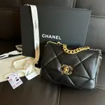 (面交)專櫃正品 CHANEL 經典黑金19小號包包